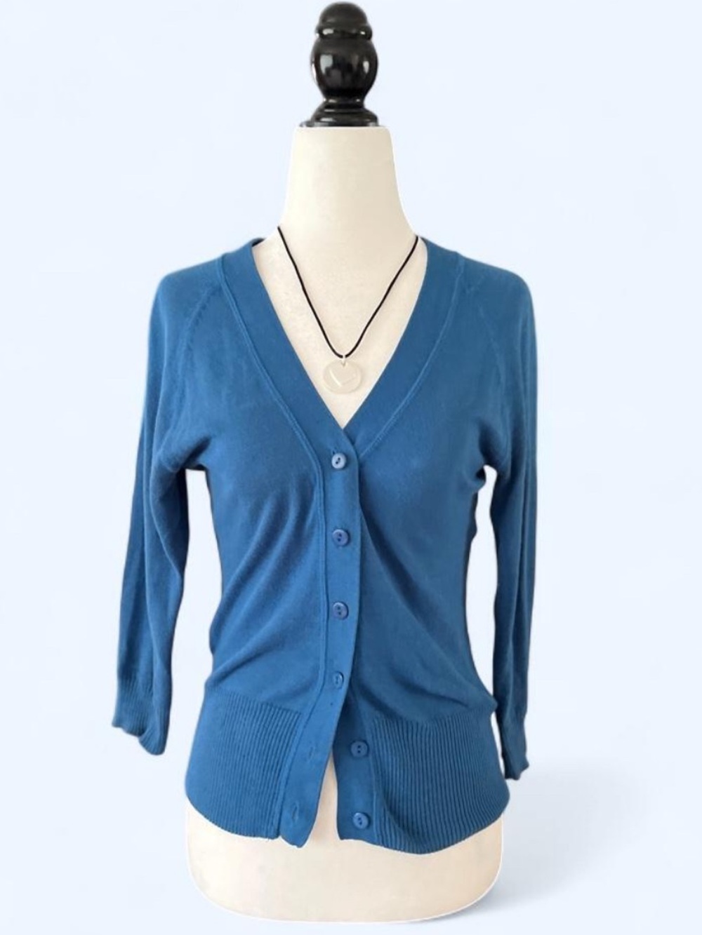 Vintage Y2K Blue V-Neck Button Down Ribbed Knit Cardigan Medium